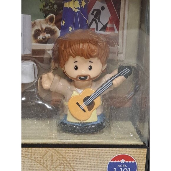 Fisher-Price Little People Collector Parks and Recreation Character Set, New - Picture 4 of 9